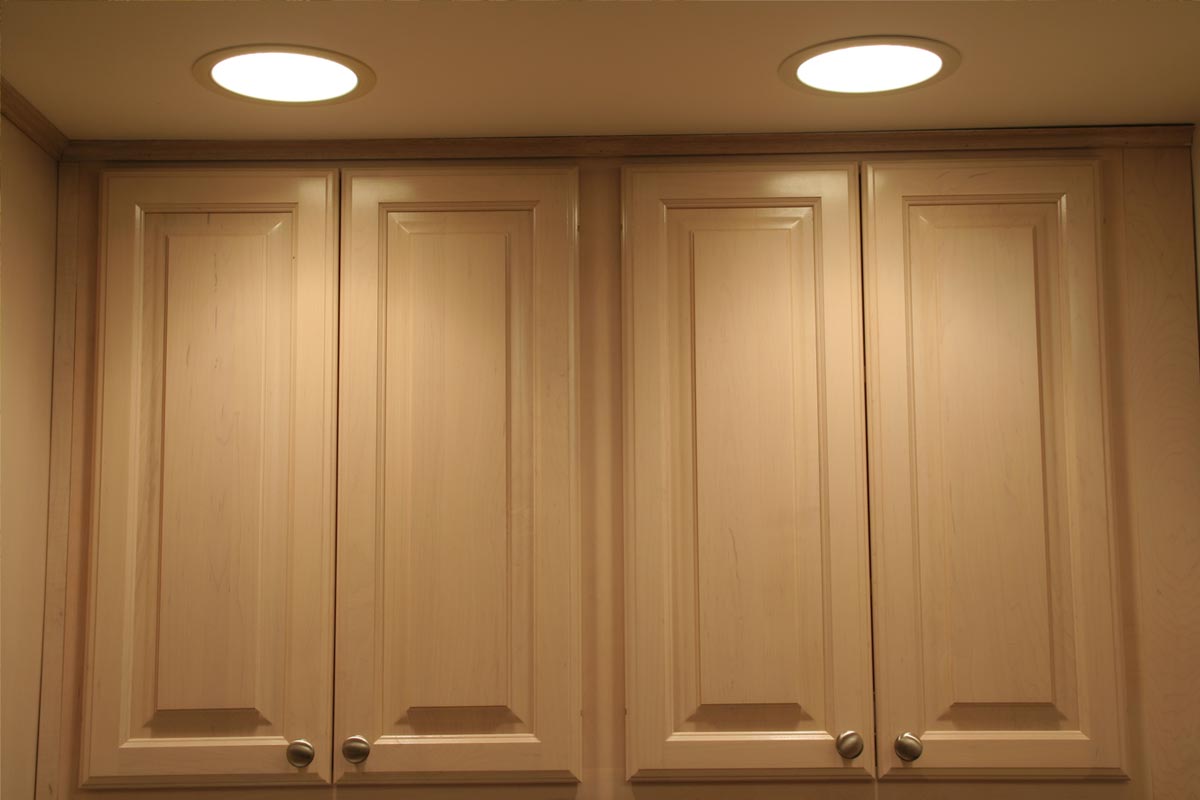 Canless recessed lights near kitchen cabinets, How Long Do Canless Recessed Lights Last?