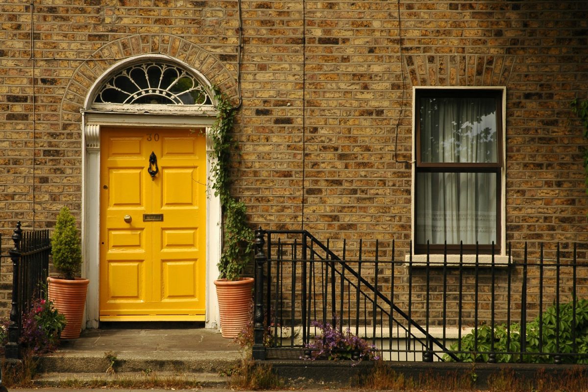 Different meanings of a yellow doors, What Does A Yellow Front Door Mean?